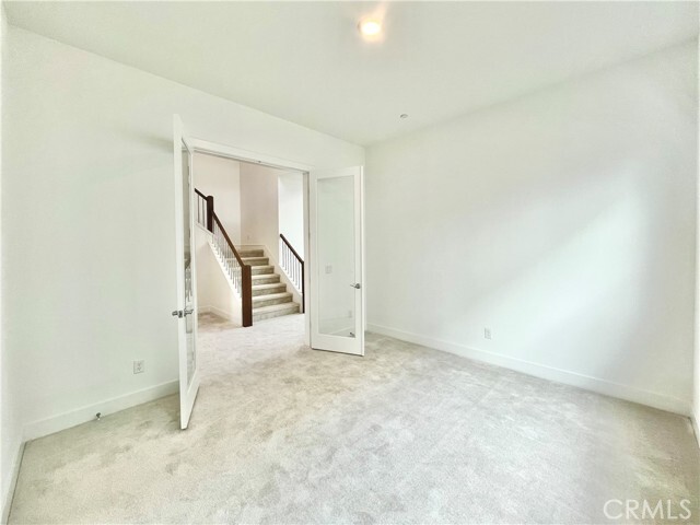 Building Photo - 27511 Elderberry Dr