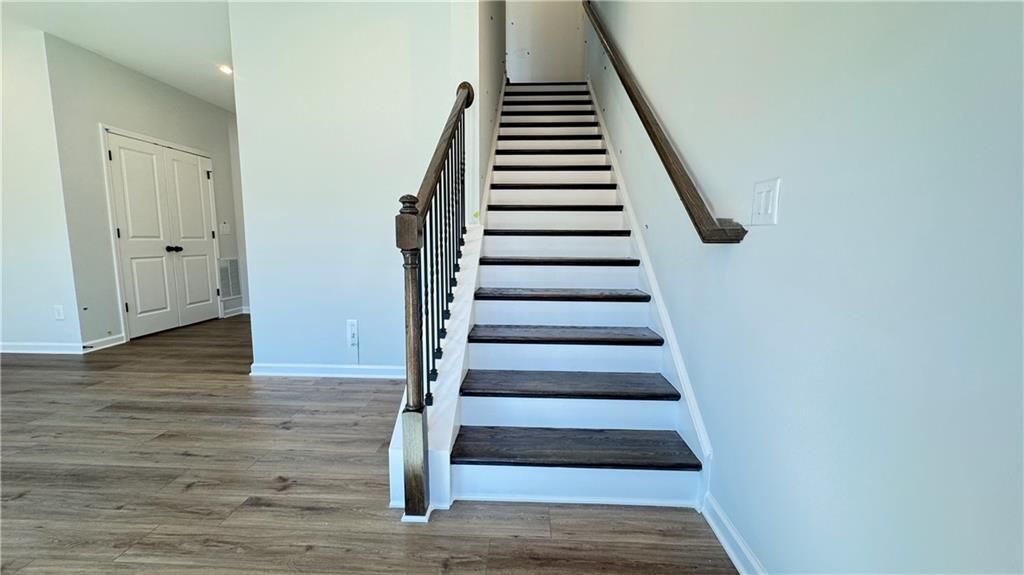 Building Photo - 1043 Bullpen Bluffs-