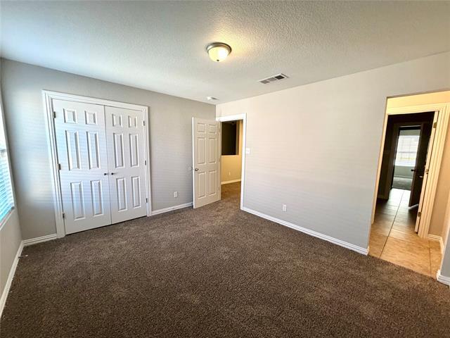 Building Photo - 2339 Bloomfield Dr