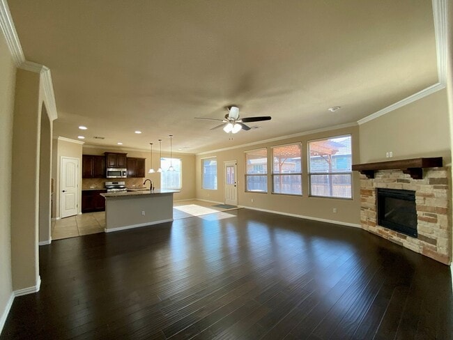Building Photo - 7021 Spade Ranch Rd