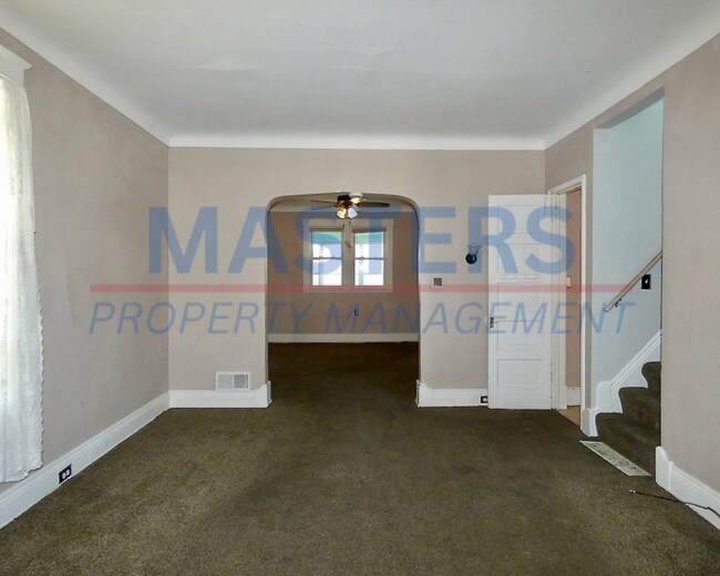 Building Photo - Beautiful Toledo 3 Bed House