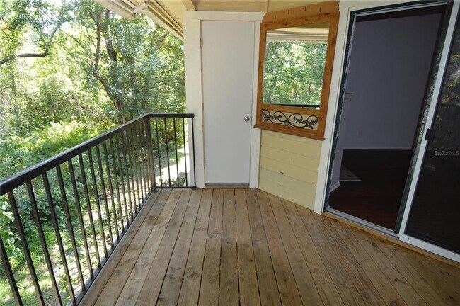 Building Photo - 8630 Mallard Reserve Dr
