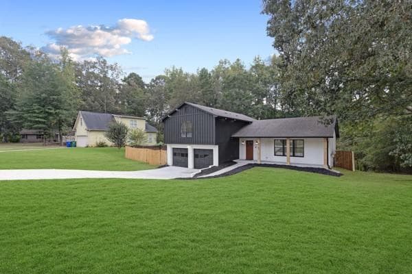 Building Photo - 4161 Windermere Dr