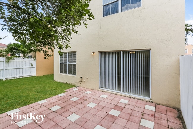 Building Photo - 3310 Indian Key Blvd