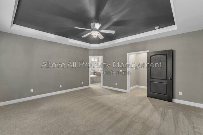 Building Photo - 8313 Henderson Rd