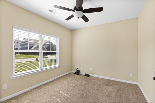 Building Photo - Spacious 5BR Home with Huge Fenced Backyard in The Reserve at Wyndham Gates!