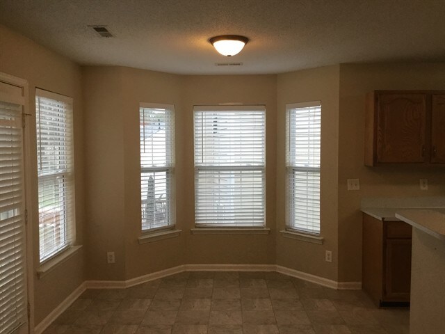 Building Photo - 759 Bradberry Ln