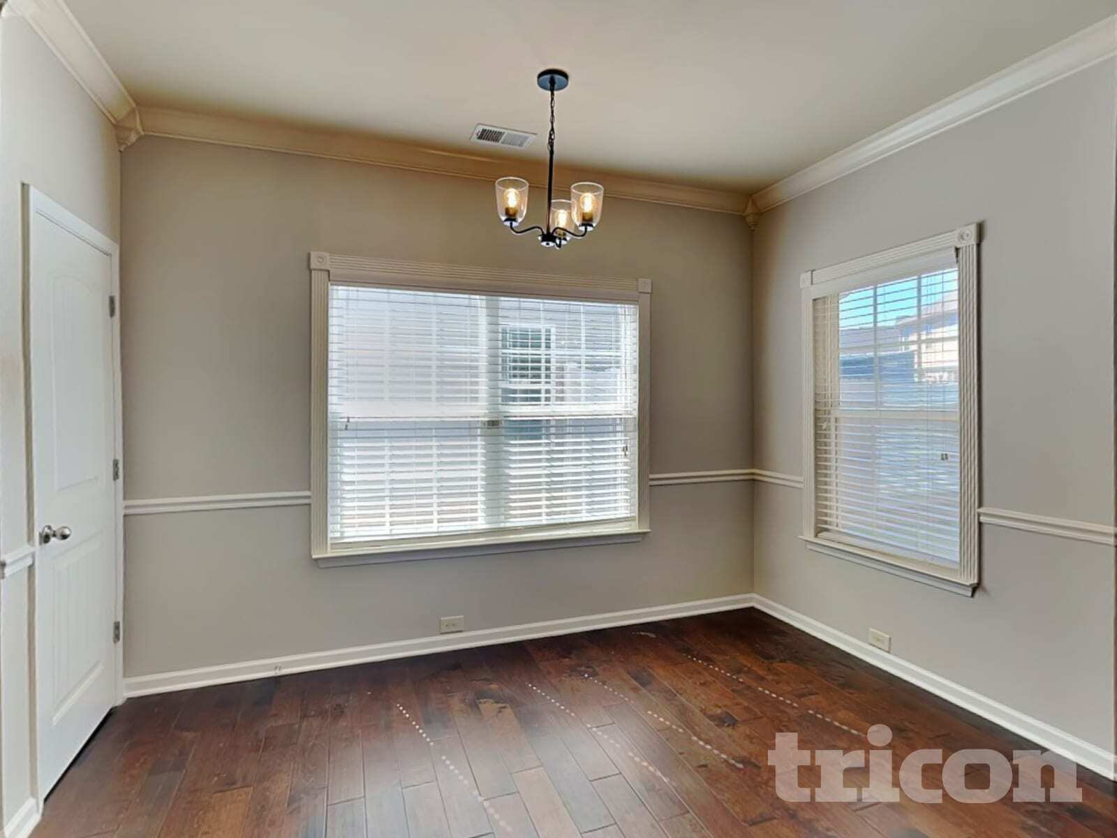 Building Photo - 21 Howard Ave