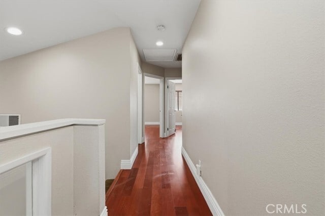 Building Photo - 930 Primrose Ln