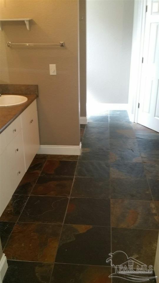 Building Photo - 5721 Dunbar Cir