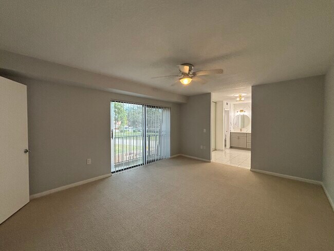 Building Photo - 1116 11th Ln