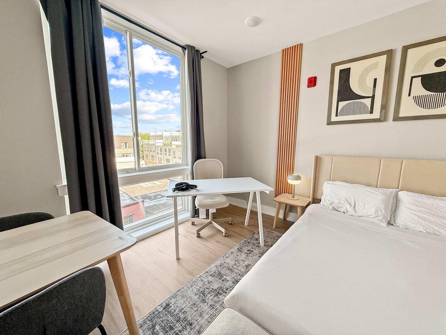 Building Photo - 626 N Delaware Ave