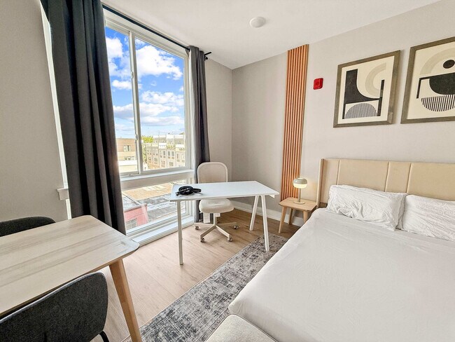 Building Photo - 626 N Delaware Ave