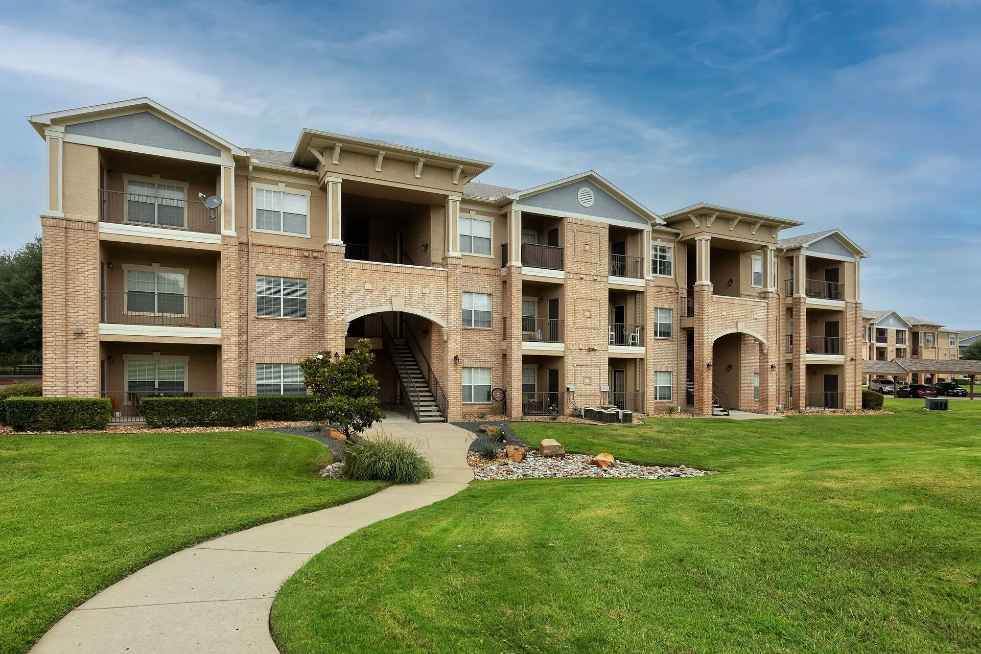 Building Photo - 3250 Hudson Crossing