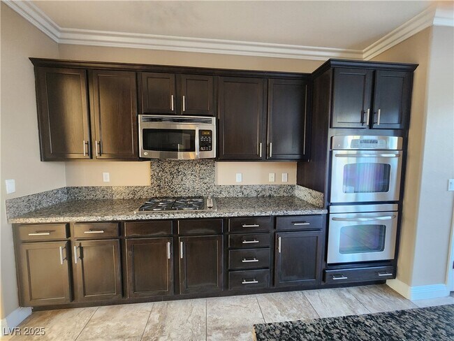 Building Photo - 7426 Matilda St