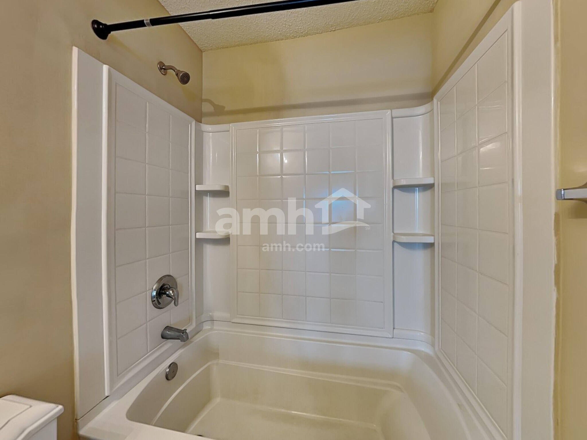 Building Photo - 696 Winners Cir