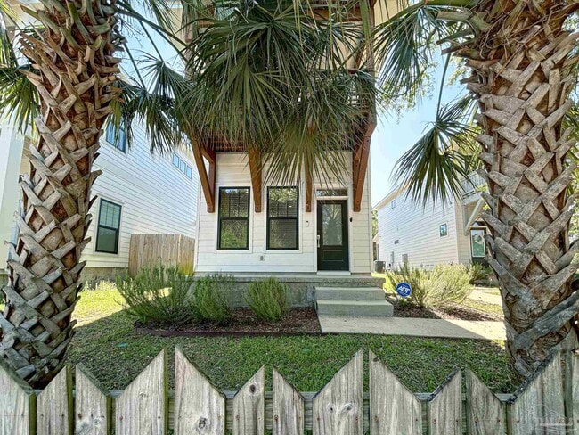 Building Photo - 1219 N Guillemard St