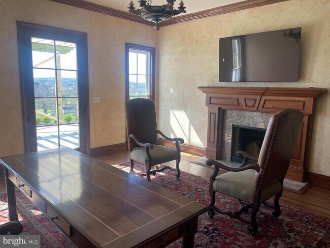 Building Photo - 2601 Butler Rd