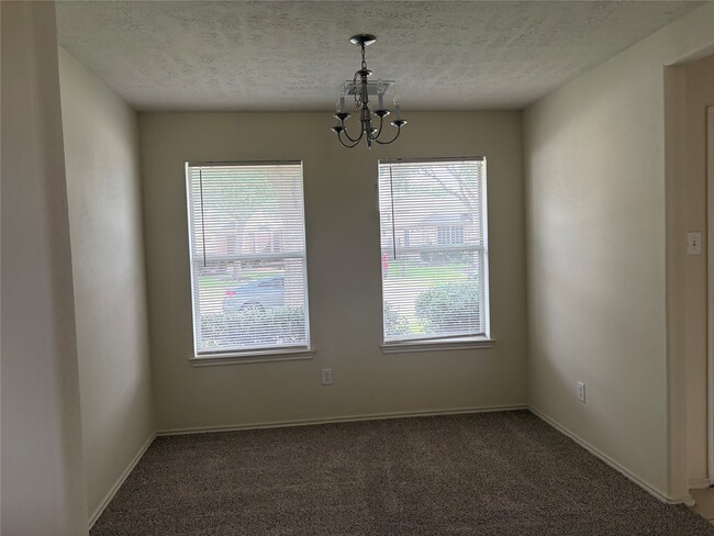 Building Photo - 19919 Parkstone Bend Ln