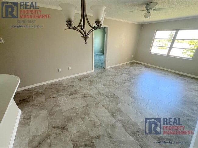 Building Photo - 4109 Lake Bayshore Dr