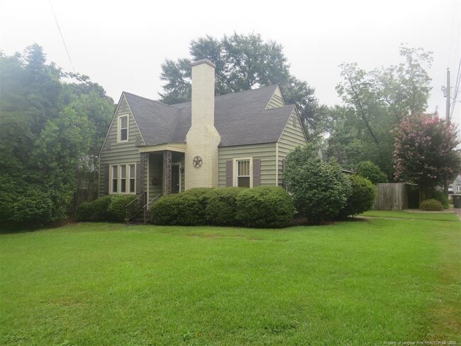 Building Photo - 202 Peach Tree St