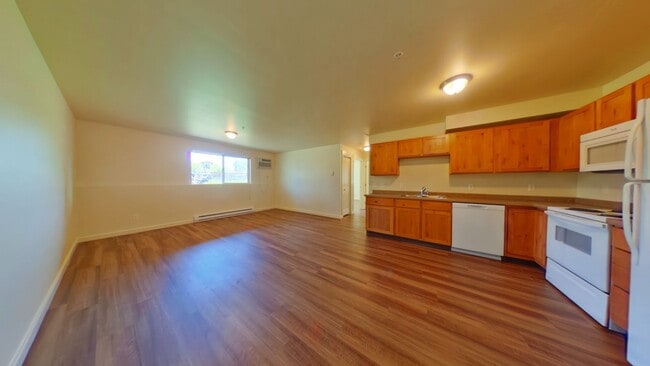 Building Photo - Centrally located 2 Bedroom Apartment in Downtown Location!