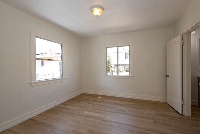 Building Photo - Charming 2BR Back House Near Downtown LA & Dodger Stadium
