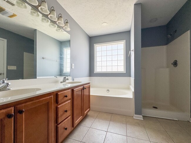 Building Photo - 156 Edgecombe Dr