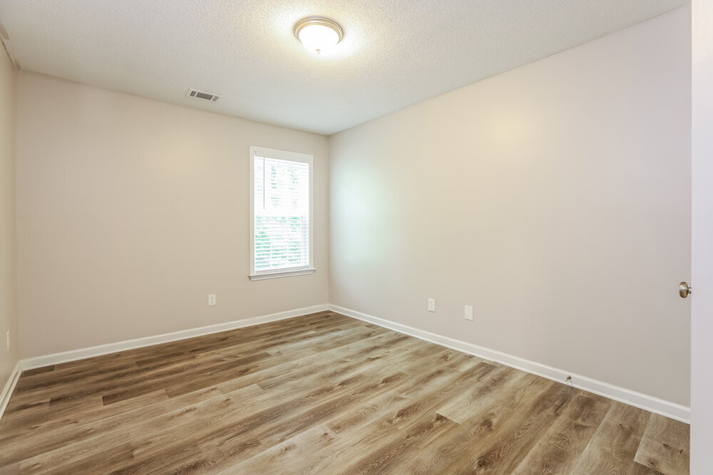 Building Photo - 116 Arborwood Way