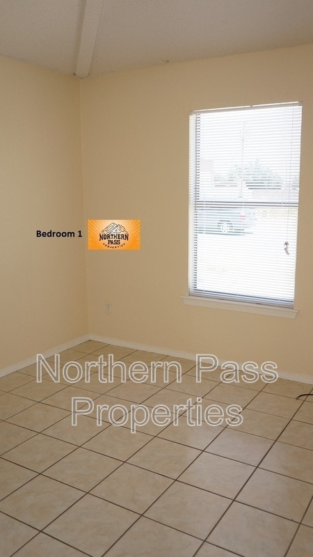 Building Photo - 8909 Herbert St