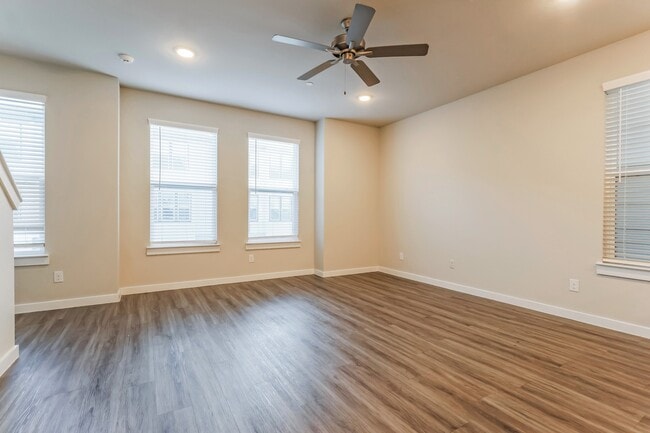 Building Photo - 18427 Idyllic Aly