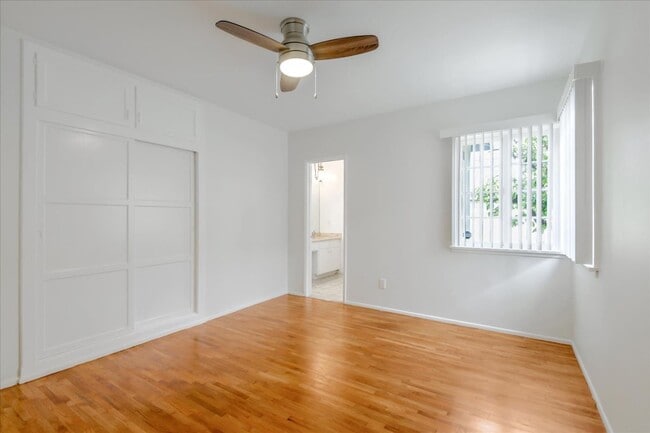 Building Photo - 3532 Maplewood Ave