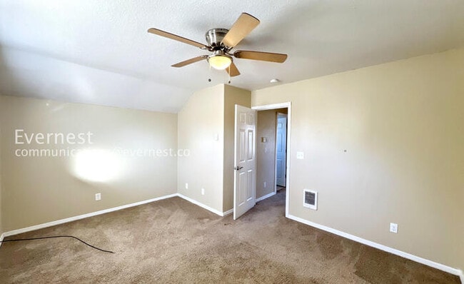 Building Photo - 6147 NE 9th Ave