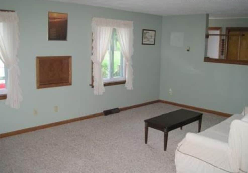 Building Photo - 297 Maylawn Ave