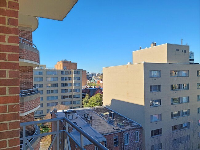 Building Photo - 1401 17th St NW