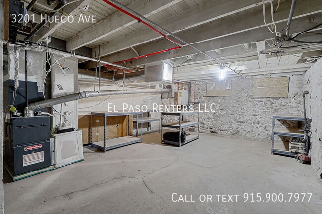 Building Photo - 3201 Hueco Ave