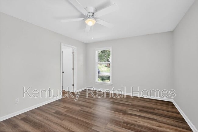 Building Photo - 3335 Wood Valley Ct