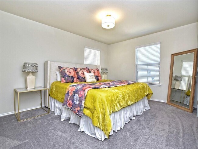Building Photo - 177 Carlina Lp