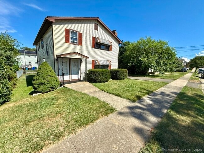 Building Photo - 432 Wiklund Ave