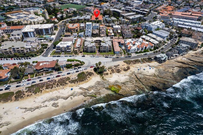 Building Photo - Beautiful 2 Bedroom in La Jolla Village wi...