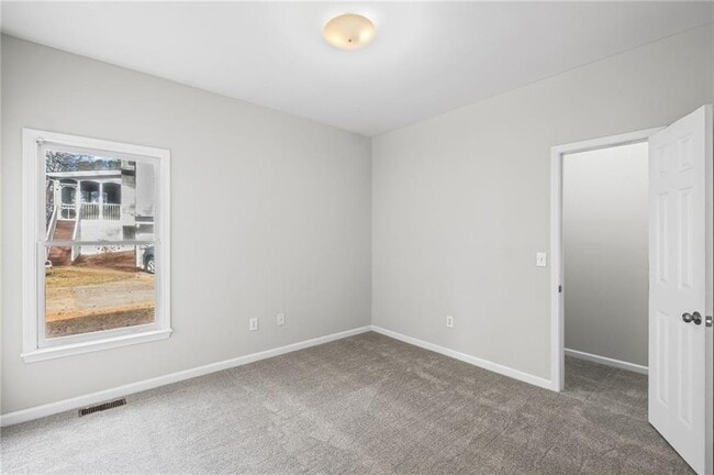 Building Photo - 1969 Seymour Dr NW