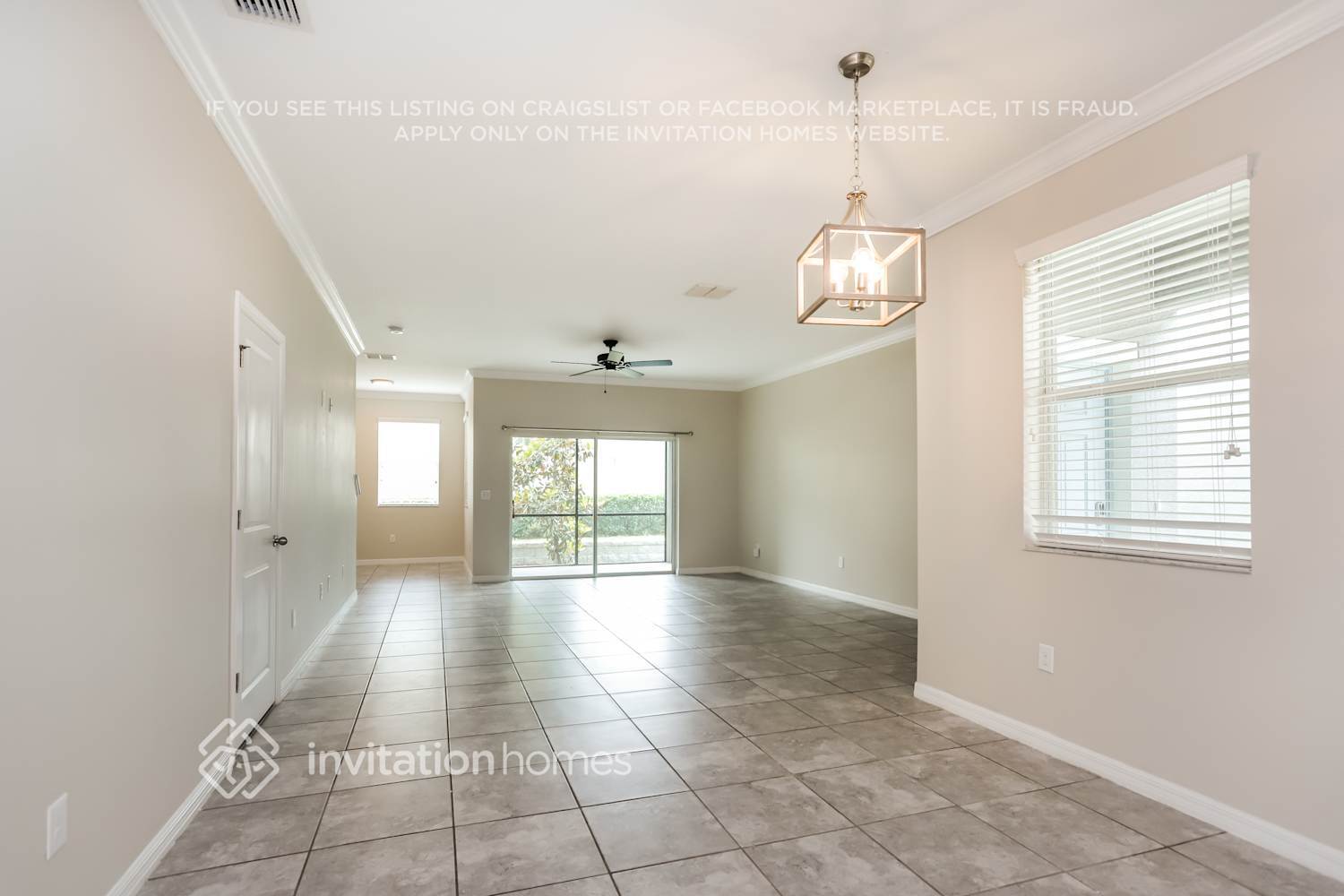 Building Photo - 10667 Lake Montauk Dr