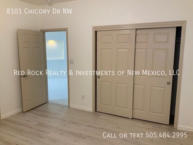 Building Photo - 8101 Chicory Dr NW