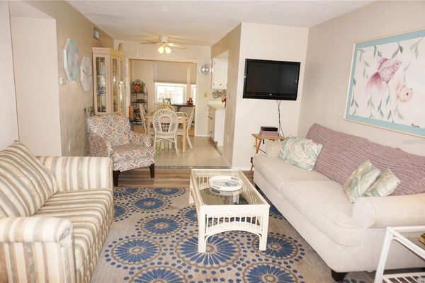Building Photo - 4158 Tamiami Trl