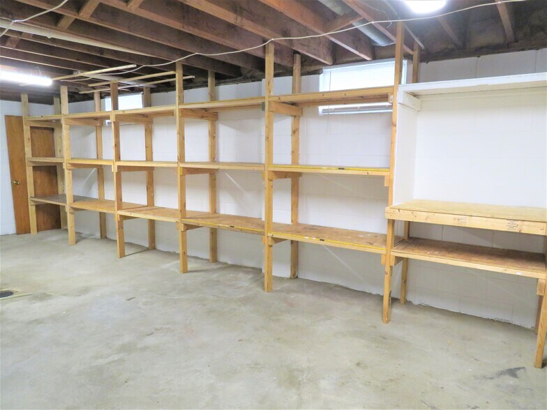 Building Photo - 2317 S Henry St