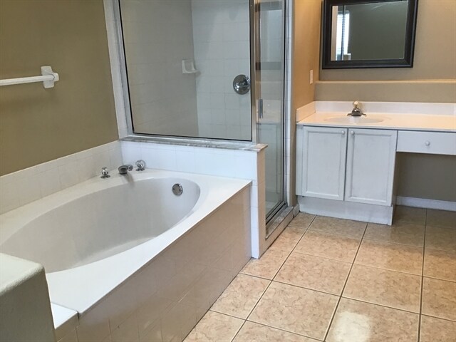 Building Photo - 6673 Bouganvillea Crescent Dr