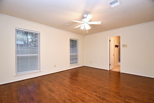 Building Photo - 1814 Cherry Bend Dr