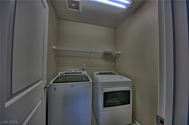 Building Photo - 2871 Rolling Brook Pl