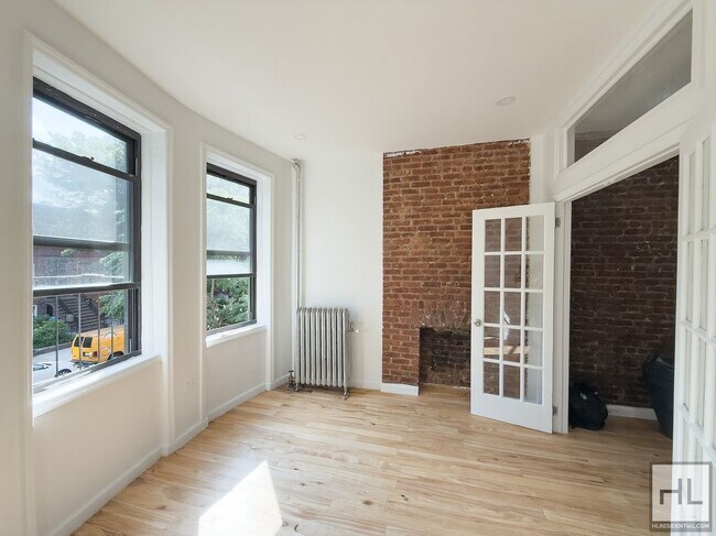 Building Photo - 647 Prospect Pl