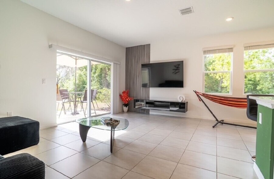 Building Photo - 3305 Whooping Crane Dr